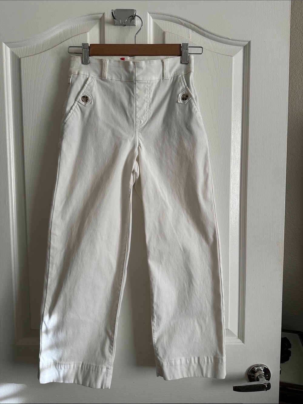 White Wide-Leg Women’s capris